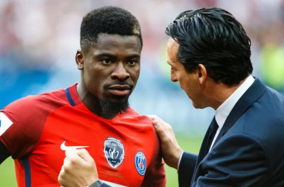 مدافع PSG در آستانه انتقال به اولدترافورد