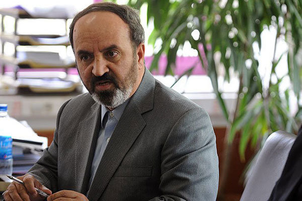 زمانی:اتفاقات آکادمی در شان باشگاه بزرگ استقلال نیست/اگر قرار باشد مهاجم خارجی بگیریم قرارداد بویان فسخ میشود