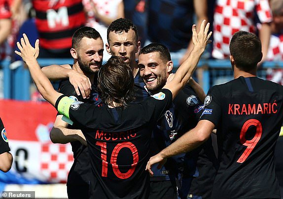 کرواسی 2- 1 ولز؛ مودریچ، بیل و یارانش را به زانو درآورد