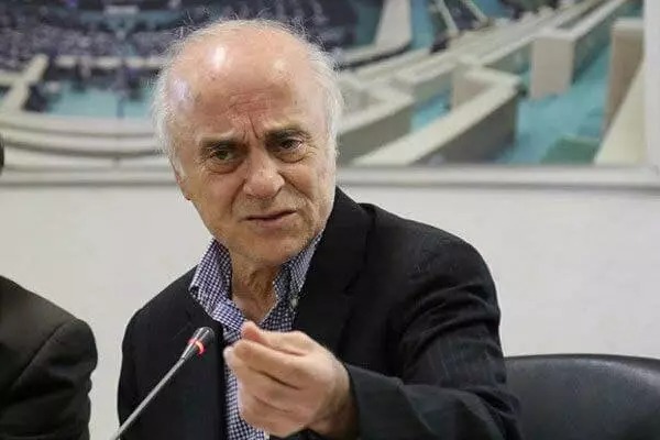 واگذاری استقلال و پرسپولیس به دو وزارتخانه با تصمیم «بالادستیها»