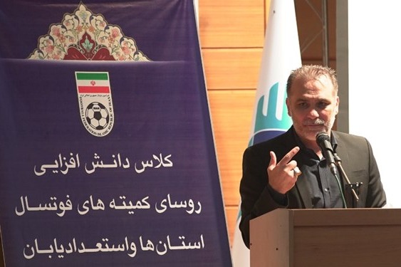 ماجدی: ترجیح دادم کامرانیفر به سوئیس برود/ جوانمردانه در انتخابات شرکت میکنم