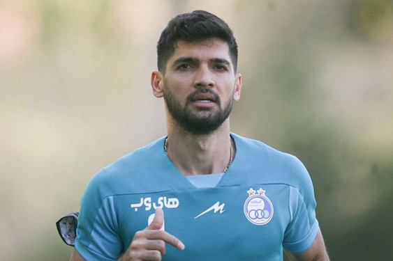 واکنش ستاره استقلال به هم امتیاز شدن با پرسپولیس و برتری مقابل نفت آبادان
