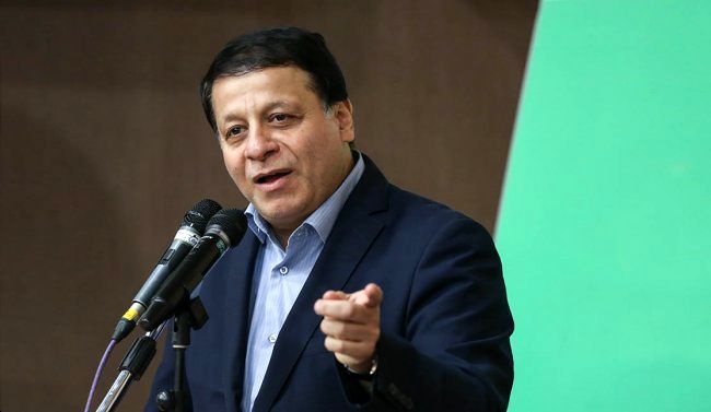 گزارش ایسنا/ نگاهی به مسئولیت‌های ابوالمشاغل فدراسیون فوتبال/ ساکت؛ دو دست و چند هندوانه!
