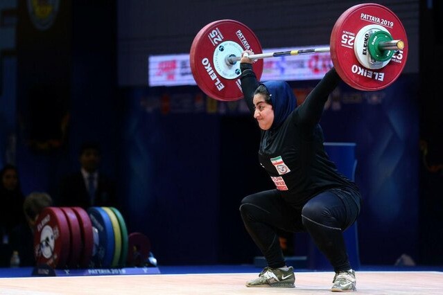 تشکیل کمیسیون پزشکی برای بررسی وضعیت دست دختر وزنهبردار ایران