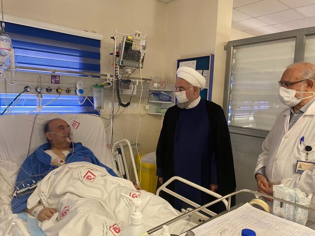 دو دلیل برای خبرساز شدن وزیر سابق ورزش/ از عمل قلب باز تا کی‌روش!