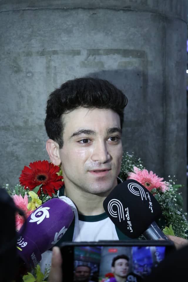 گزارش تصویری/ بازگشت سومین گروه ورزشی اعزامی از پاریس به ایران
