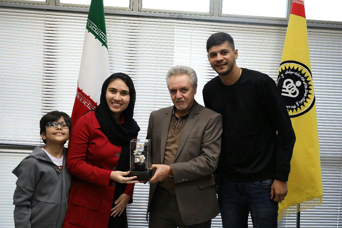 در آستانه سال نو میلادی؛ تقدیر باشگاه سپاهان از دو بازیکن خارجی به همراه خانوادهشان + عکس