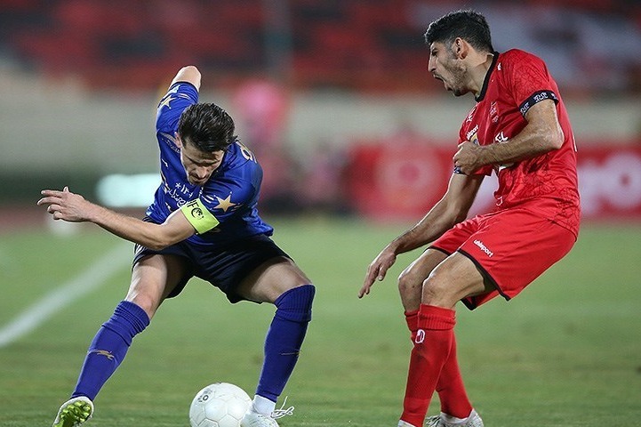 واکنش حاجرضایی به حذف پرسپولیس و استقلال از آسیا؛ فوتبال ایران از داخل اتاقها و نشستها به قهقرا میرود