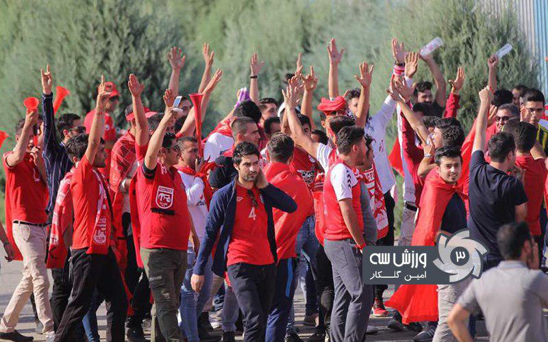 حضور زودهنگام تراکتوری ها در ورزشگاه آزادی