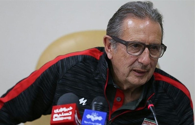 جرج لیکنز: نمیخواهم فشار قهرمانی روی تراکتورسازی باشد