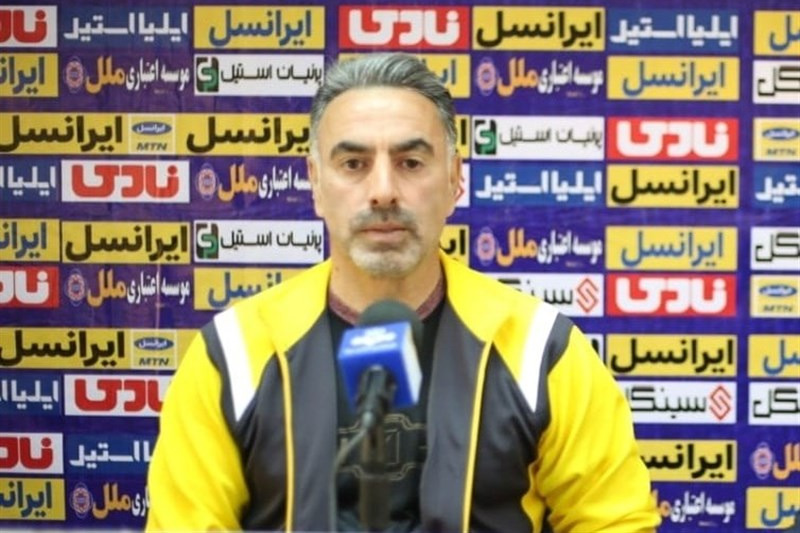 فکری: سه امتیاز این مسابقه خیلی مهم است/ نتوانستیم مجوز بازیکنانمان را بگیریم