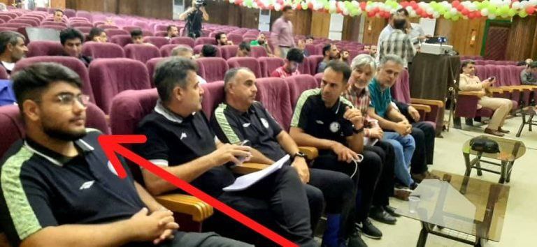 پسر مدیرعامل، مترجم خارجی‌های استقلال خوزستان! (عکس)