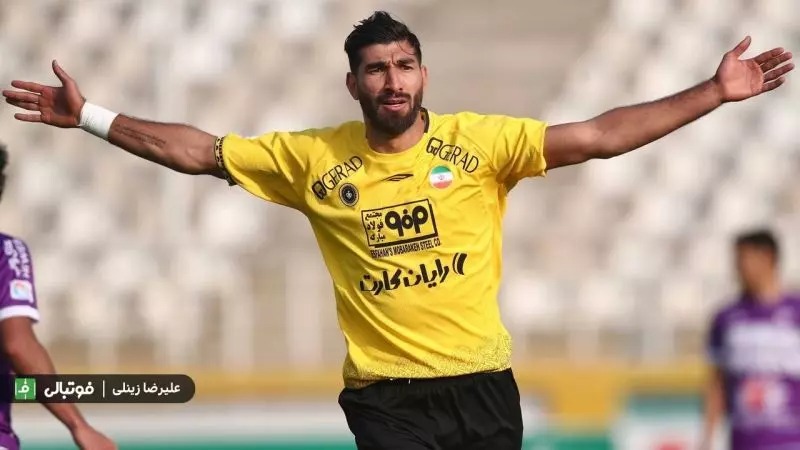 مغانلو از خودش جلو زد؛ شهریار آقای گل