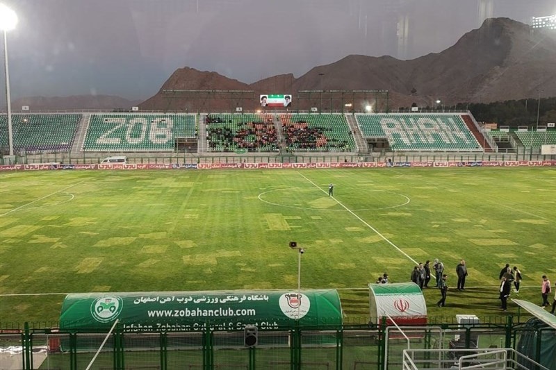 ممنوعیت حضور تماشاگران خانم در ذوبآهن - پرسپولیس