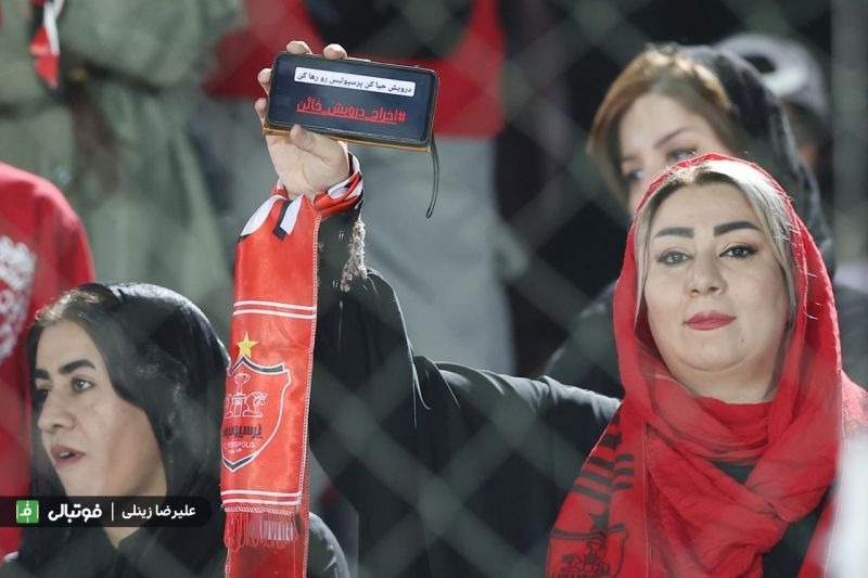 طعنه احمدی به بلندگوی لیدرها؛ میخواستند شعار اصلی شنیده نشود!