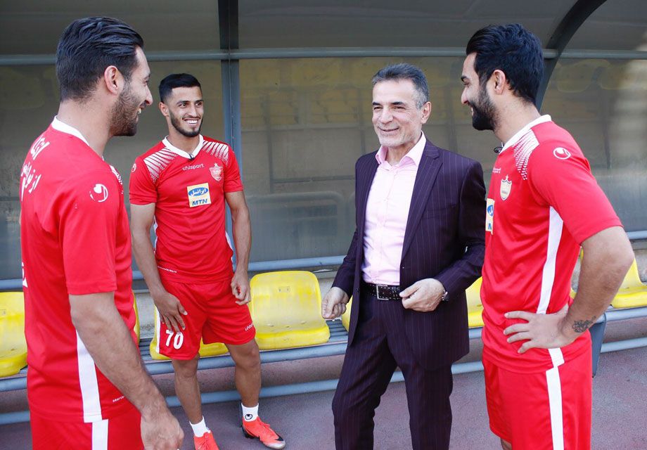 پرداختی به سرخپوشان به ماه بعد موکول شد