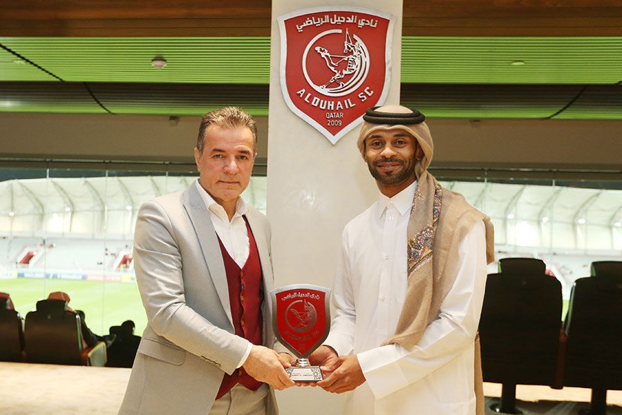 تجلیل باشگاه الدحیل از مدیرعامل پرسپولیس