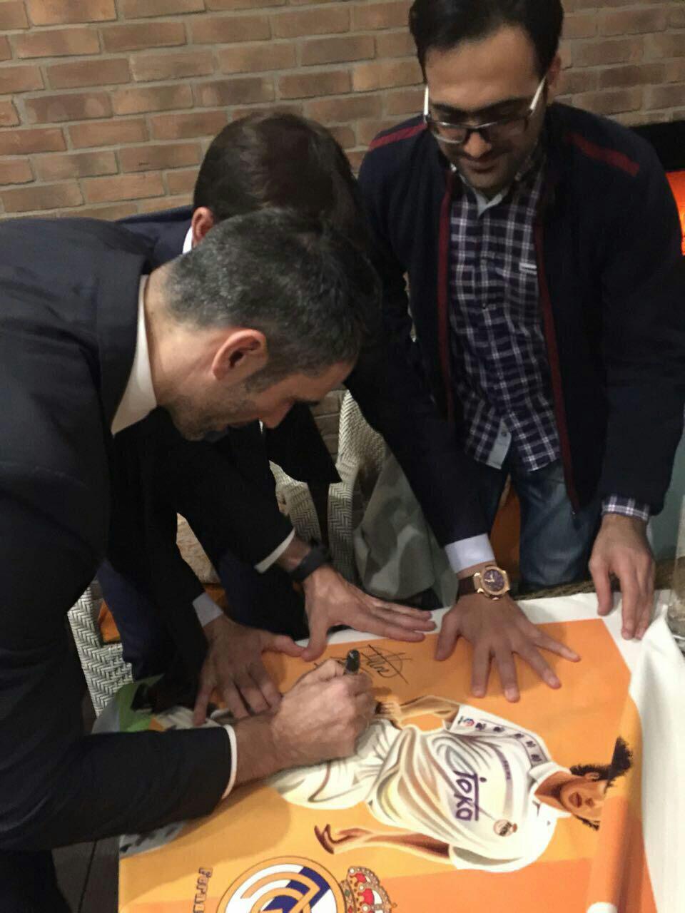 نقاشی امضاشده فیگو در خانه فرهنگ گویا (عکس)
