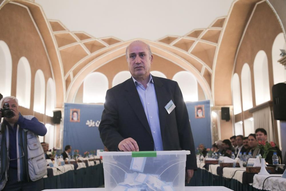 تاج: ساماندهی هواداران کار باشگاههاست