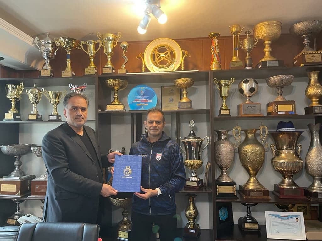 رسمی؛ کمالوند مدیرفنی استقلال شد/ مصطفوی مربی، و نوشادی به عنوان بدنساز جدید استقلال منصوب شد + تصاویر