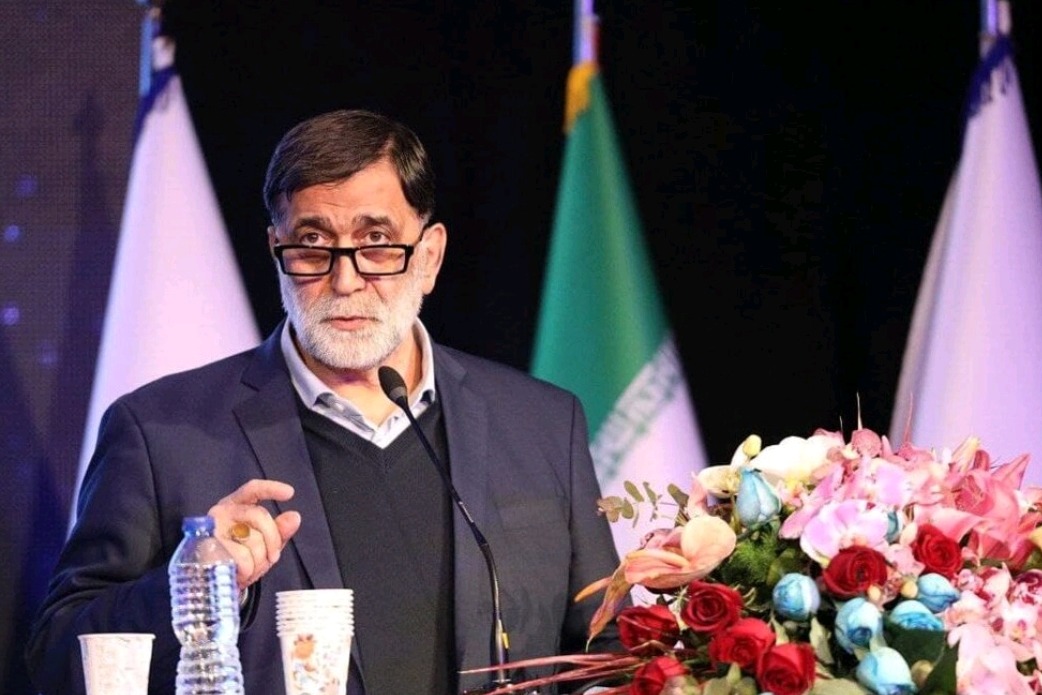 گزارش ویژه/ سوغاتی گرانقیمت آجورلو برای استقلال؛ تورم 600 درصدی!
