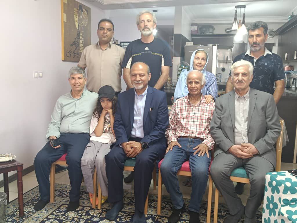 ملاقات پیشکسوتان فوتبال ایران با غلامحسن پیروانی