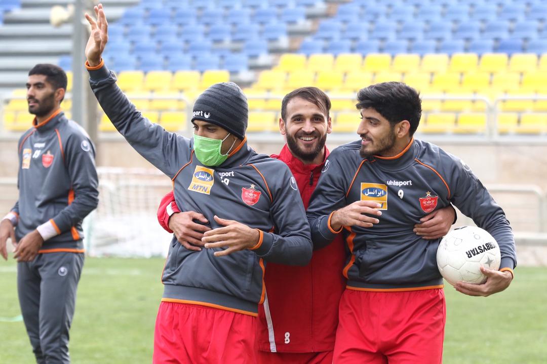 شارژ مالی پرسپولیسیها قبل از بازی مقابل نساجی