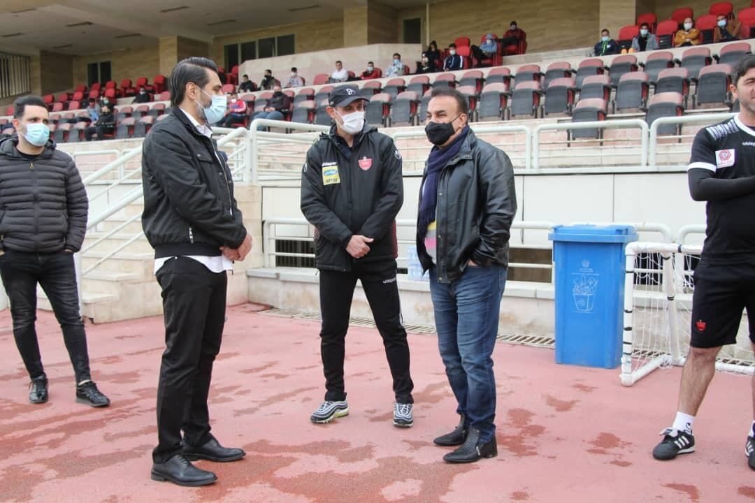 استقبال گرم پرسپولیسی‌ها از فرهاد کاظمی