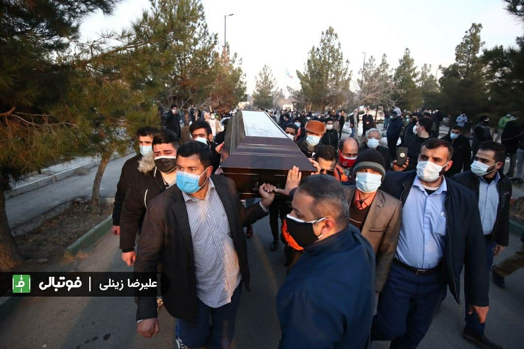 گزارش تصویری/ مراسم خاکسپاری زنده‌یاد «علی انصاریان»