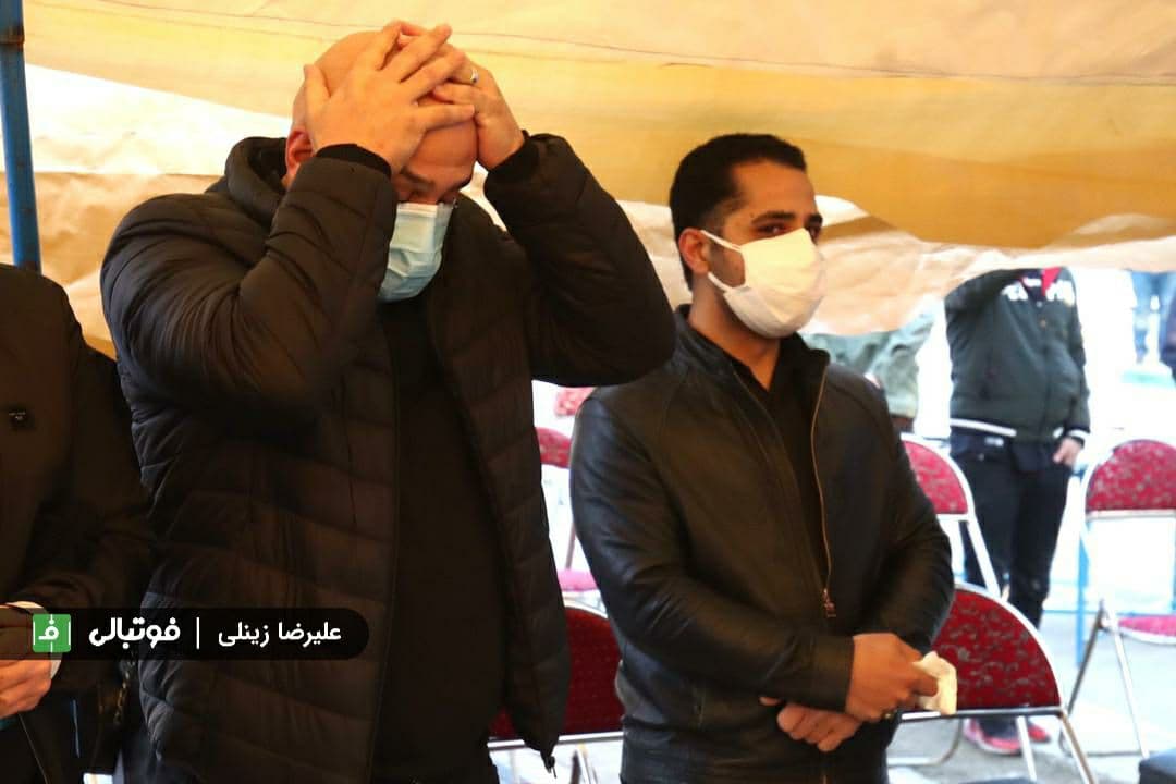 منصوریان: برای انصاریان تربت کربلا آوردم