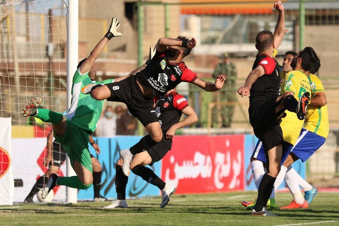 کلینشیت علیه پرسپولیس بعد از ۹ بازی (عکس)