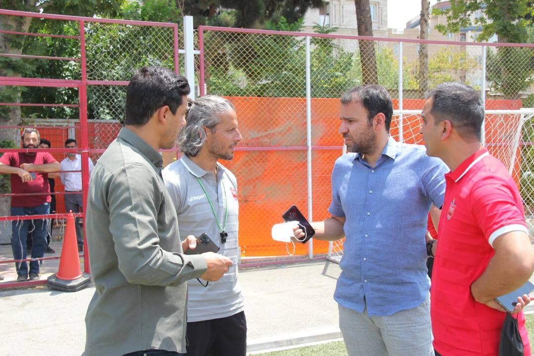 آرفی، مامور تستگیری از نونهالان پرسپولیسی (عکس)