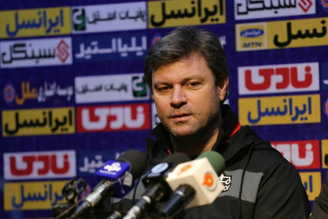 خطیر: ساغلام فصل آینده هم سرمربی تراکتور است