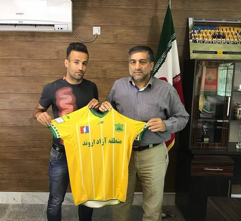 احمدی به نفت آبادان پیوست