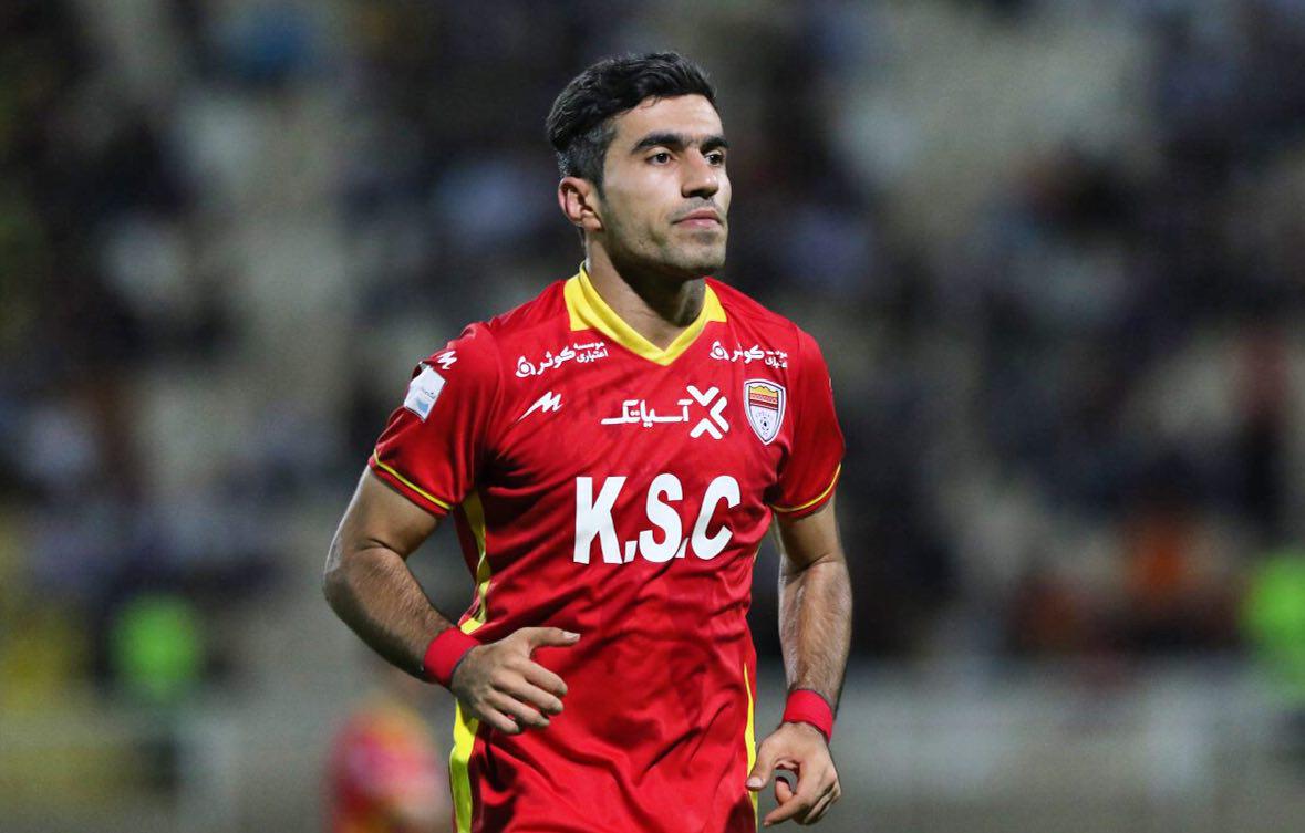 احمد عبداله‌زاده به صنعت نفت آبادان پیوست