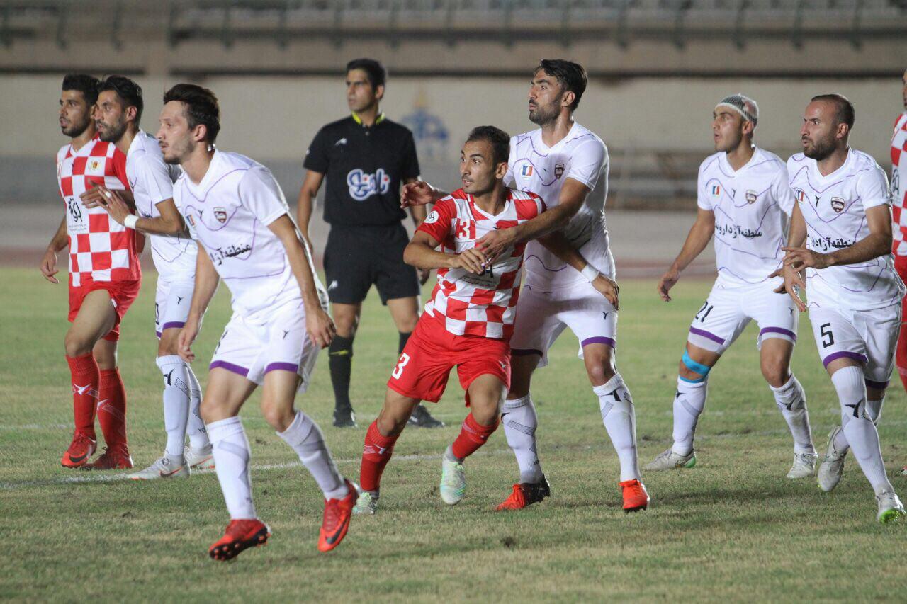 پرسپولیس لیگ یک به دنبال 3 امتیاز بی دردسر