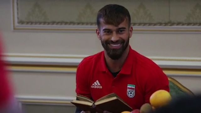 شب یلدا در اردوی تیم ملی / حافظ خوانی بازیکنان