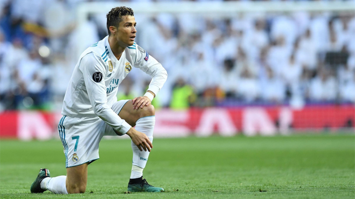 مدافع لیورپول: ترسی از روبرو شدن با رونالدو ندارم