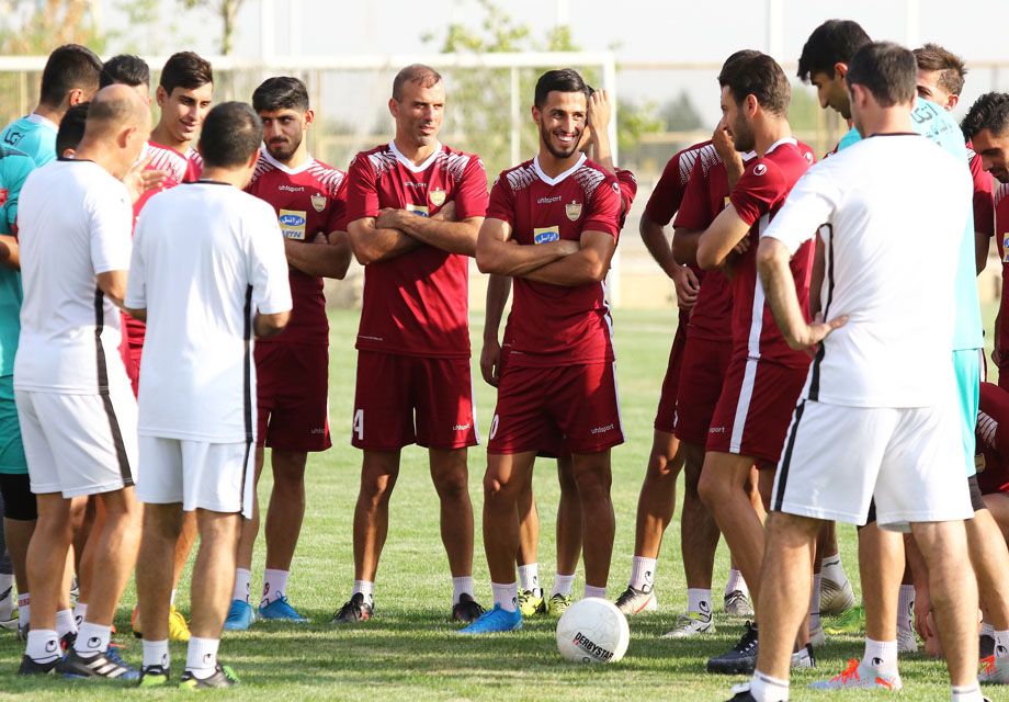 پرسپولیسی ها منتظر خروجی جلسه هیات مدیره