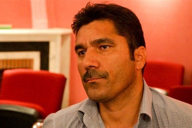رافت: استقلالی‌ها خودشان نمی‌توانند قهرمان شوند به پرسپولیس چه ربطی دارد!