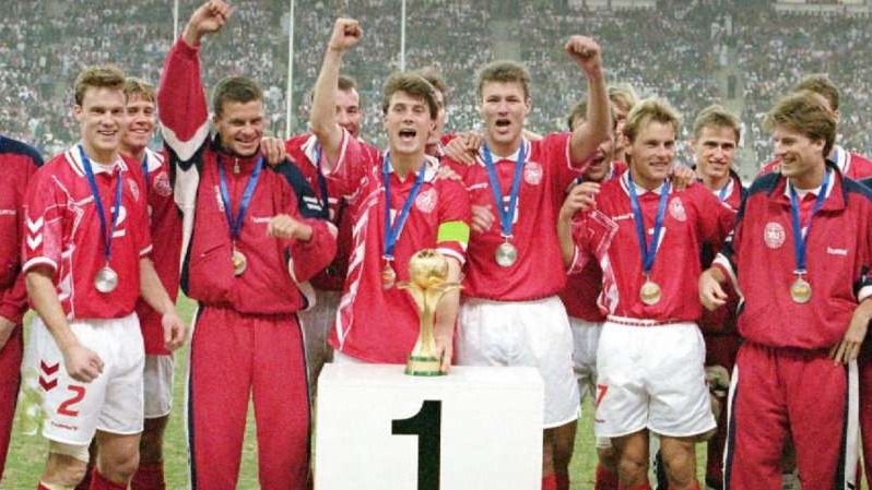 فينال دومين دوره جام کنفدراسيون ها 1995: دانمارک 2-0 آرژانتین