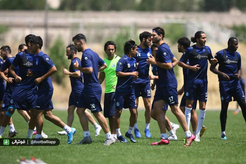 آبی ها راهی فرودگاه شدند