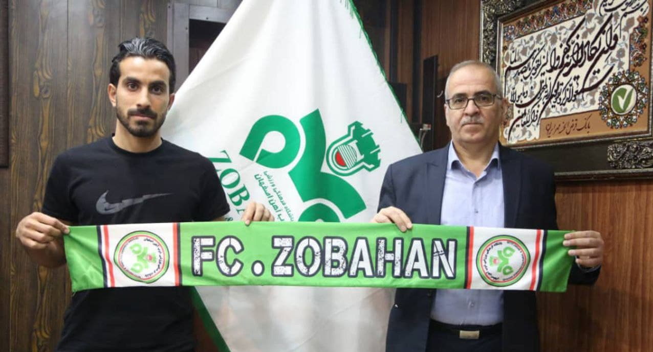 مهاجم گلگهر به ذوبآهن پیوست +عکس