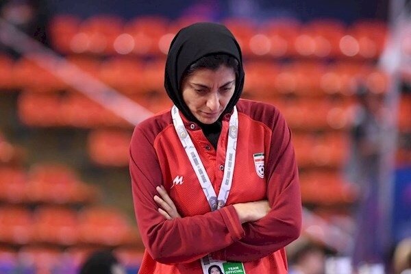 واکنش سرمربی سابق تیم فوتسال بانوان به کسر مالیات پاداش قهرمانی