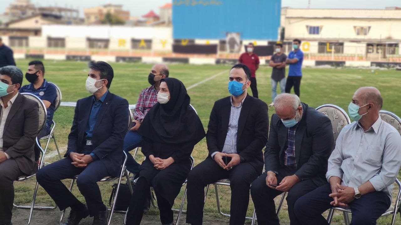 یادبود نادر دست نشان در استادیوم هفت تیر بابل