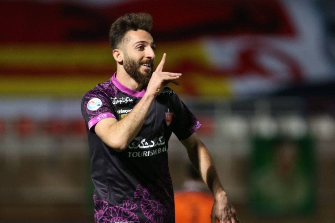 ماجرای هیس نشان دادن مهاجم جوان پرسپولیس