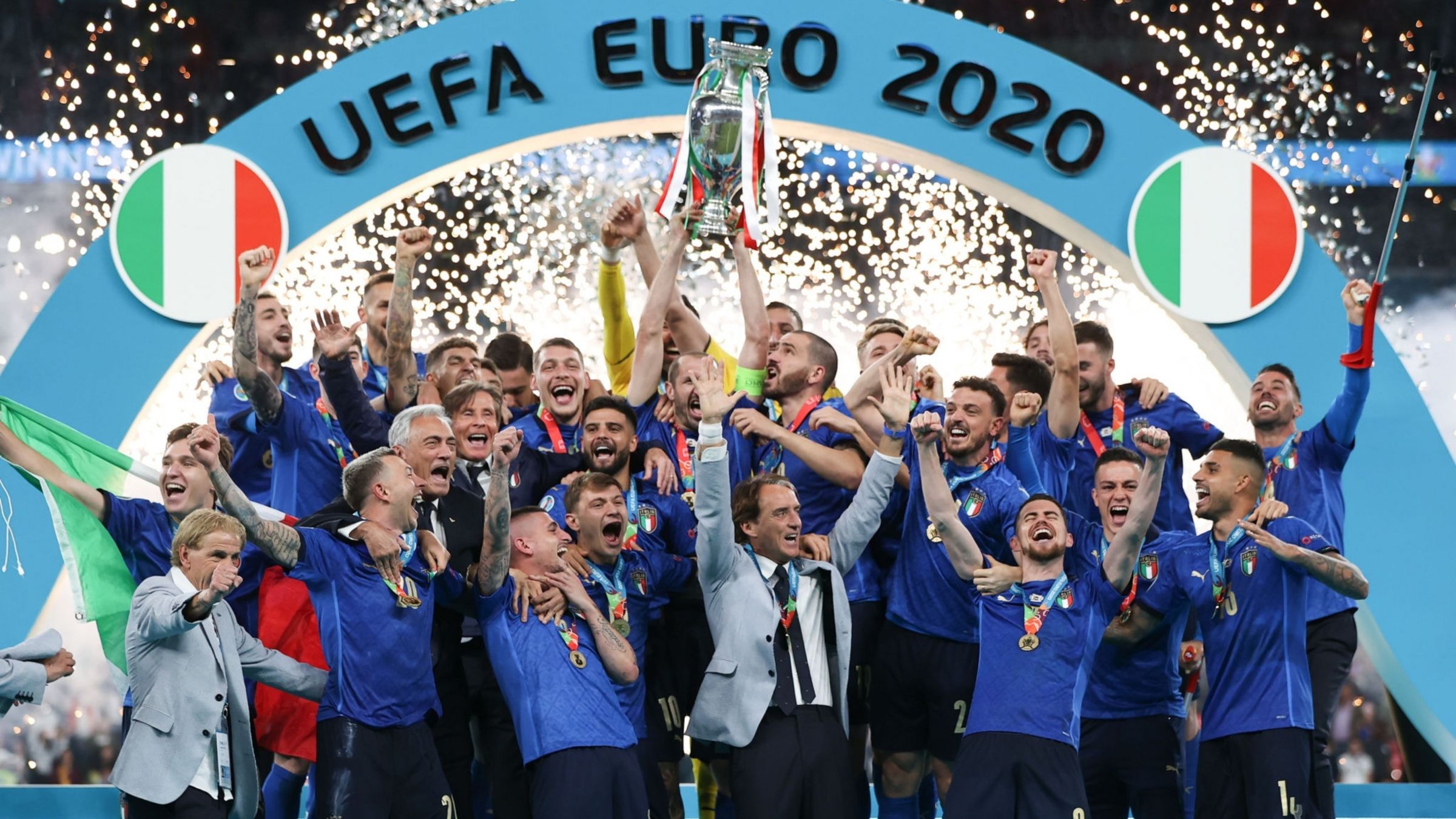 مراسم اهدای جام قهرمانی یورو 2020 به تیم ملی ایتالیا