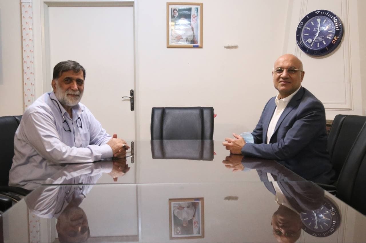 مدیرعامل سابق استقلال در دفتر آجرلو