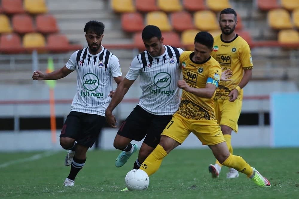 بازی در فولاد آره‌نا سوژه اختلاف جدید پرسپولیس و سپاهان