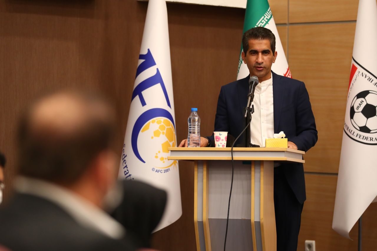 گزارش تصویری/ نشست هم اندیشی رییس فدراسیون فوتبال با مدیران عامل باشگاه‌های لیگ برتری